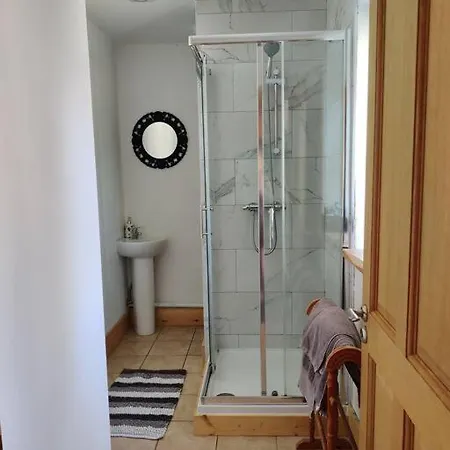 Ferienhaus Kingsford Renovated Old *