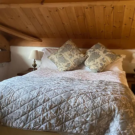 Kingsford Renovated Old 웩스퍼드