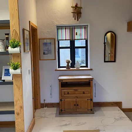 Kingsford Renovated Old * 韦克斯福德