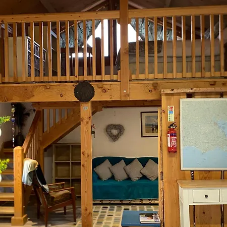 度假居 Kingsford Renovated Old