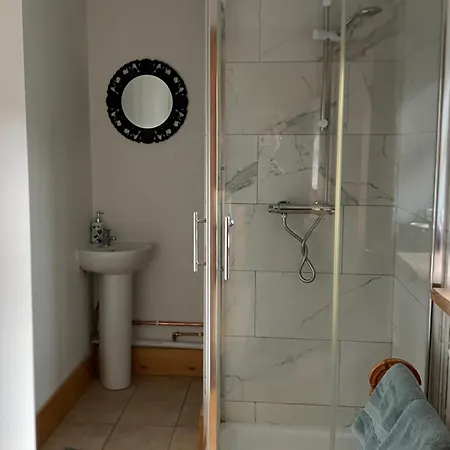 펜션 Kingsford Renovated Old 웩스퍼드